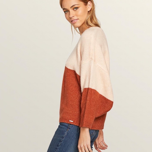 🍑Volcom Dolhearted Crewneck Sweater🍑~small - Picture 5 of 10